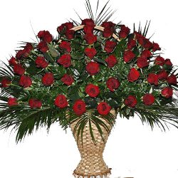 Фото товара Кошик 100 троянд у папороті в Коломиї